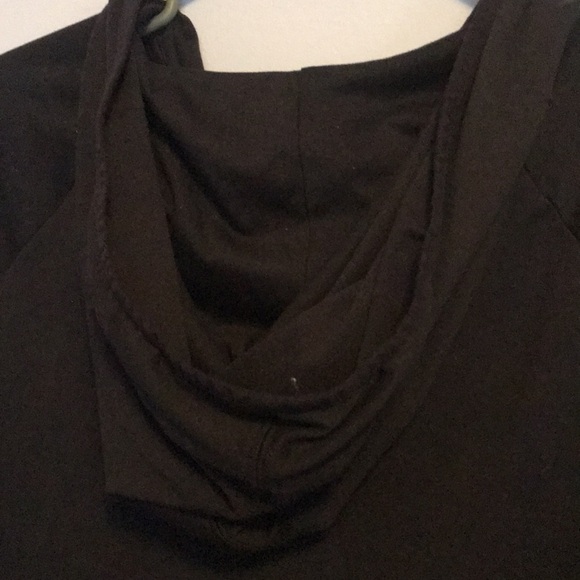 UA hooded v-neck pullover - Picture 3 of 4